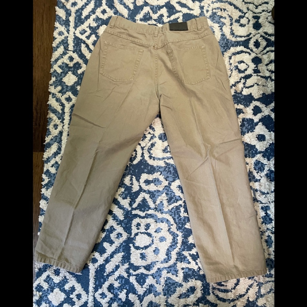 Lee Riveted Capris - Picture 2 of 7